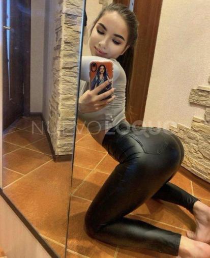  ¡Descubre la esencia de la seducción ,soy Rubi colombiana de  años ,A QUI TE ESPERO