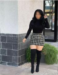 Melani mujer con curvas !