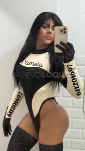 MULATA LATINA REAL‍COMPLACIENTE