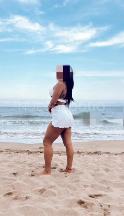 HERMOSA COLOMBIANA EN EMPURIABRAVA EN TU ZONA