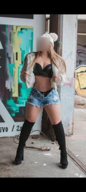 Nueva en ontinyent, recien llegada, una señorita llena de sorpresas