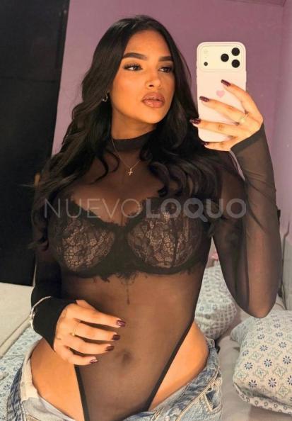  SENSUAL MODEL . AVAILABLE