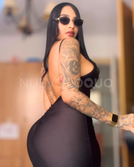 LINDA Y AMOROSA MODELO