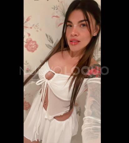  Sexy latina
