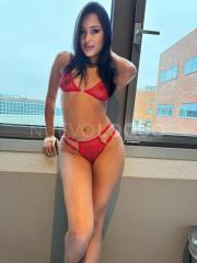 JOVENCITA MUJER DE ALTO NIVEL VEN TERRASA