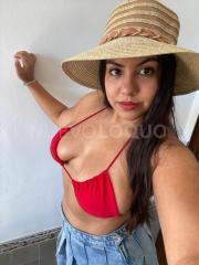 CHICA JOVEN TIENE GANAS