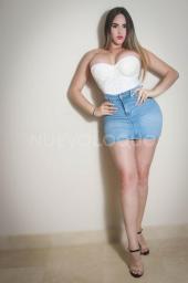 Diosa con amiguitas