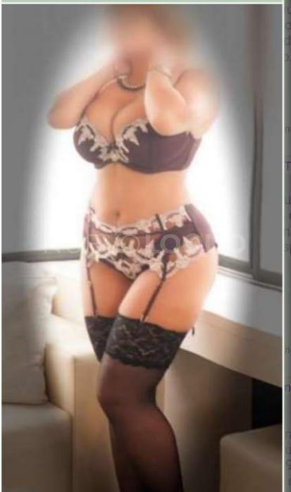  BENIDORM EXUBERANTE MADURA SEXI ,GUAPA 