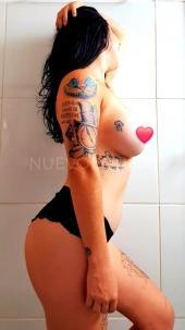 Luna brasileña estudiante  años SOLAMENTE ESTE MÉS