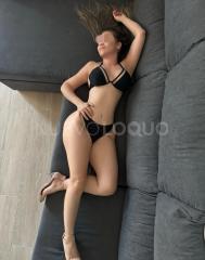 rubia encantadora dulce y extrovertida en vilanova
