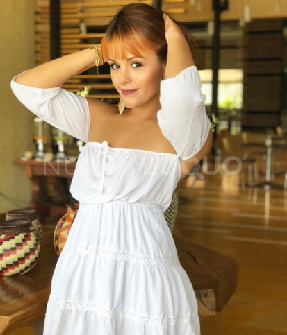  Antonia educada trans llámame 