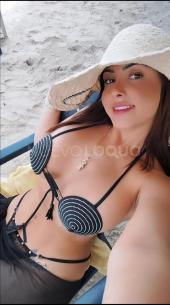 Hermosa latina Colombiana