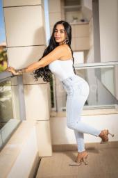 Diosa venezolana real en marbella San Pedro