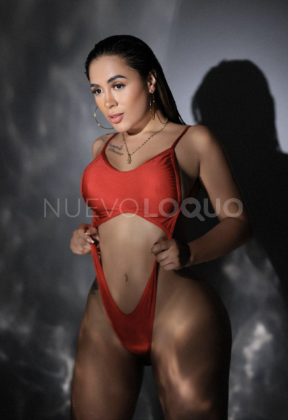  ESPECTACULAR SEXY ESCORT CURIOSA