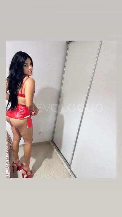  Chica Trans Bella