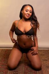 PRECIOSA COLOMBIANA, TODO UN BOMBÓN