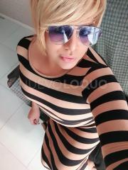 Rubia exquisita,actractiva y seductora