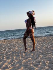 Colombiana con mucho ambiente .