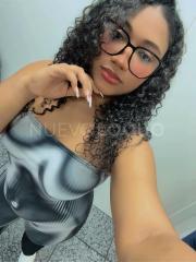 LATINA RICA ARDIENTE Y SIN AFANES