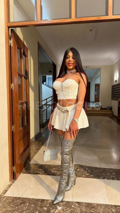 VENEZOLANA RICA ARDIENTE Y SIN AFANES