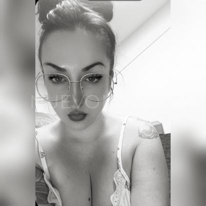  ESPECTACULAR SENSUAL Y ESBELTA VASCA