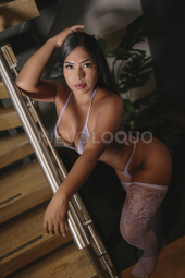 SOY TU MEJOR OPCION LA MAS JOVEN Y  LLEGADA DE COLOMBIA