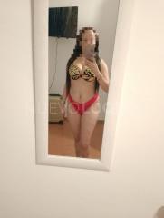 Laura latina dominicana orense