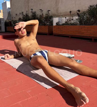  DIEGO LATINO ,DISCRETO EDUCADO