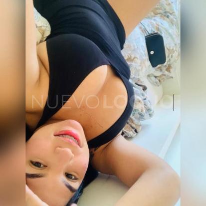  SEXY MORENA MUY CALIENTE DELICIOSS