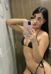 JOVENCITA LATINA HERMOSA CAÑÓN