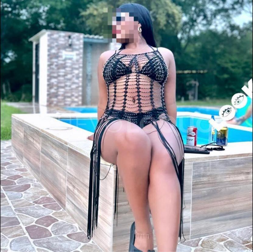  LATINA ARDIENTE