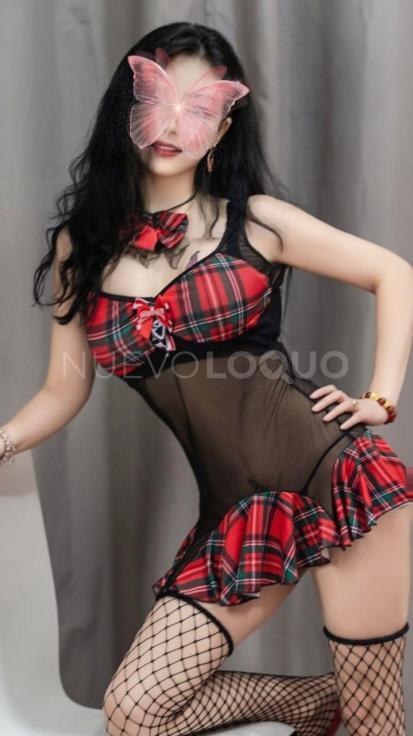  Chica asiática.