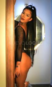 disponible chica muy amable y muy cariño