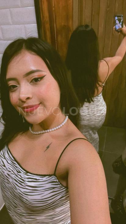  Jovencita Colombiana ardiente con ganas de pasarla bien