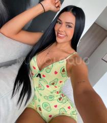 Antonella  atrevida y elegante; te estoy esperando