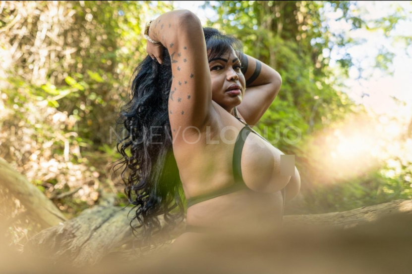  Victoria dulce mulata
