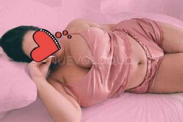 Gordita culona super complaciente  