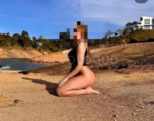 DIOSA EXOTICA Y SENSUAL
