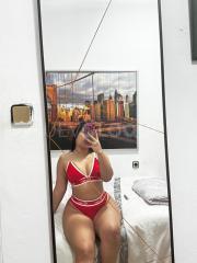 SENSUAL Y COQUETA LATINA EROTICA