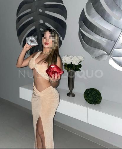  Andrea rubia colombiana de lujo