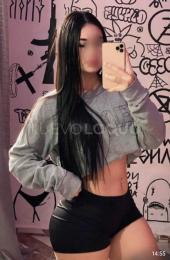 Lizeth masajista profesional  años joven divertida y encantadora