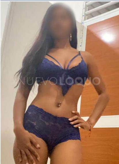  Una hermosa latina de vuelta a tu ciudad