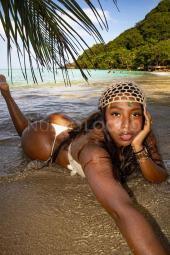 EN SALT DISPUESTA AL PLACER SIN LIMITES