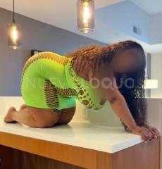 Rellenita latina hagamos algo divertido 