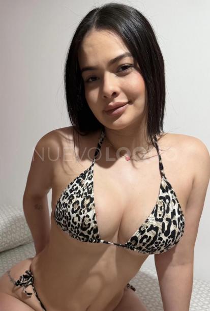  súper guapa jovencita pechos preciosos novedad