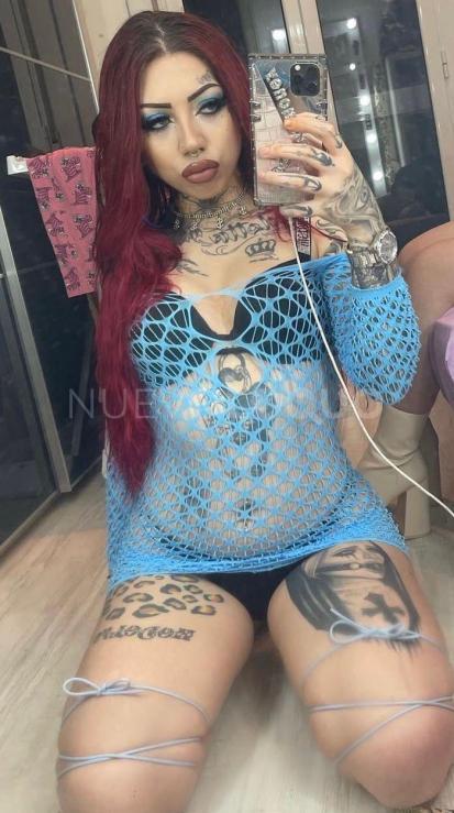  Katy española tatuada pelirroja  vip para chicos exigentes