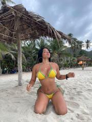 Anabelle Primera Vez en Calella, Barcelona. Morena Espectacular Colombiana Preciosa