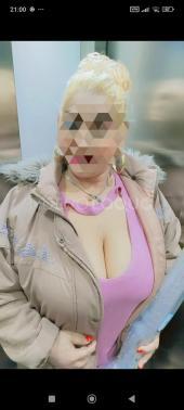 Comarruga rubia madurita madurita divorciada