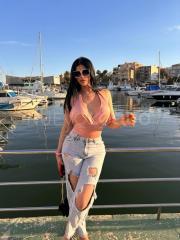 Hola amorcito aquí estoy disponible en Madrid