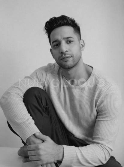  Manuel Disponible ahora, Masajista